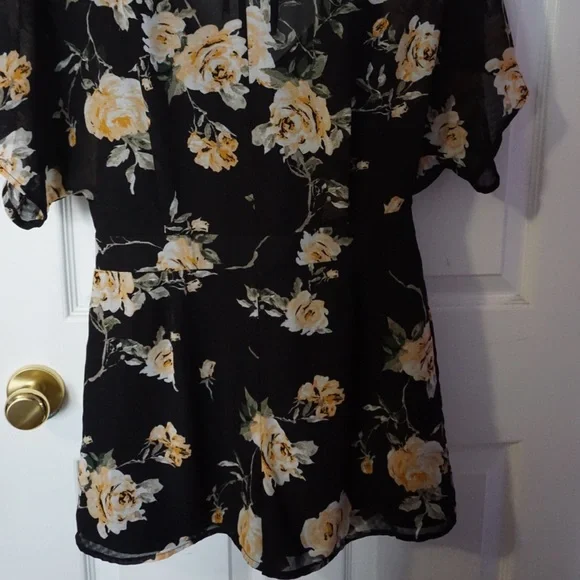 ROMPER - Picture 2 of 3